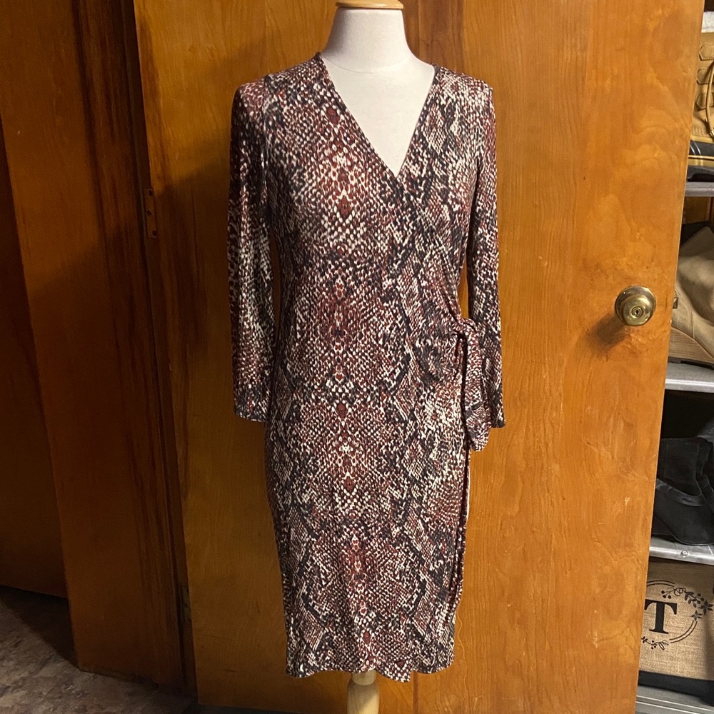 Majestic Filatures Chic Long Sleeve Wrap Snake Print Dress Large